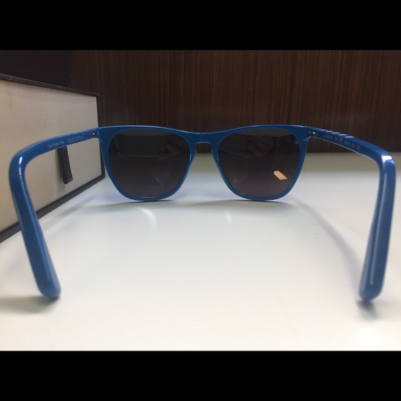 Louis Vuitton Authentic Porte Sunglasses - Picture 3 of 7